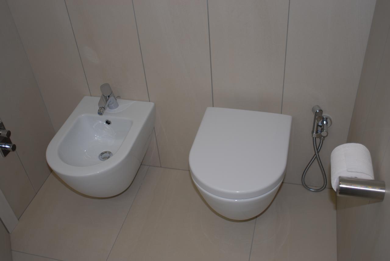 B&B Alciliegio Casnate Con Bernate Ngoại thất bức ảnh