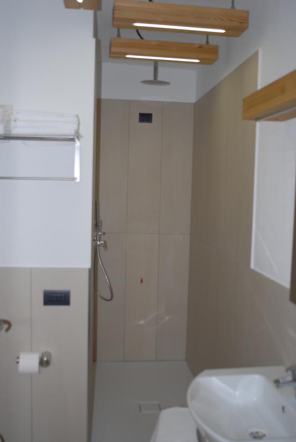 B&B Alciliegio Casnate Con Bernate Ngoại thất bức ảnh