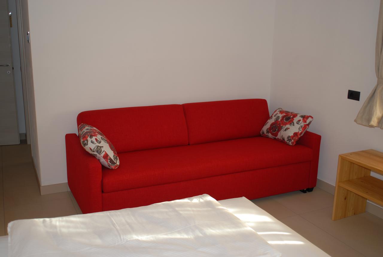 B&B Alciliegio Casnate Con Bernate Ngoại thất bức ảnh